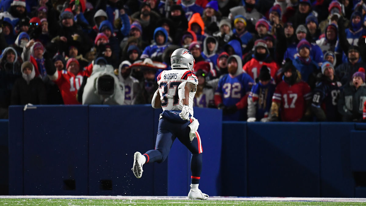 New England Patriots running back Damien Harris