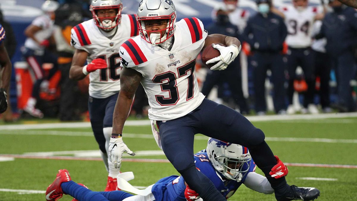 New England Patriots running back Damien Harris