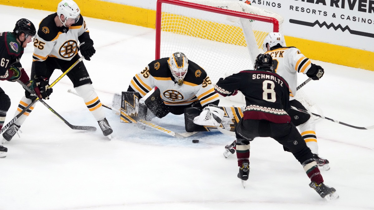 Boston Bruins goaltender Linus Ullmark