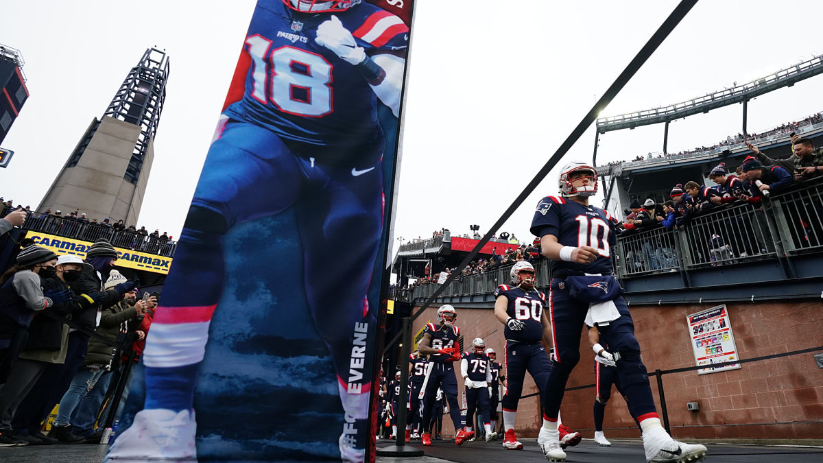 New England Patriots quarterback Mac Jones