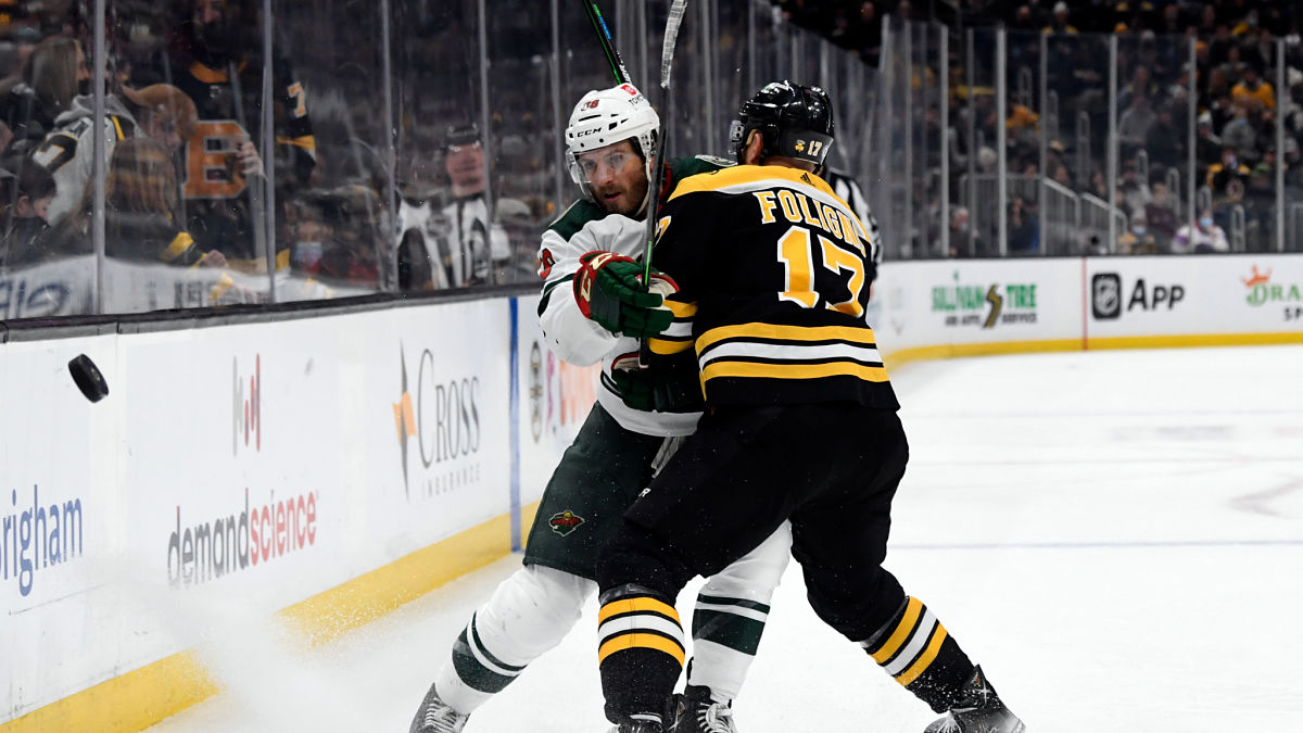 Boston Bruins forward Nick Foligno