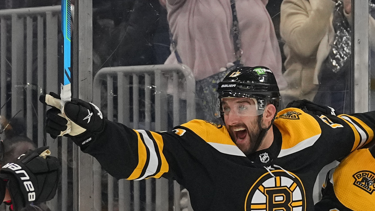 Boston Bruins winger Nick Foligno