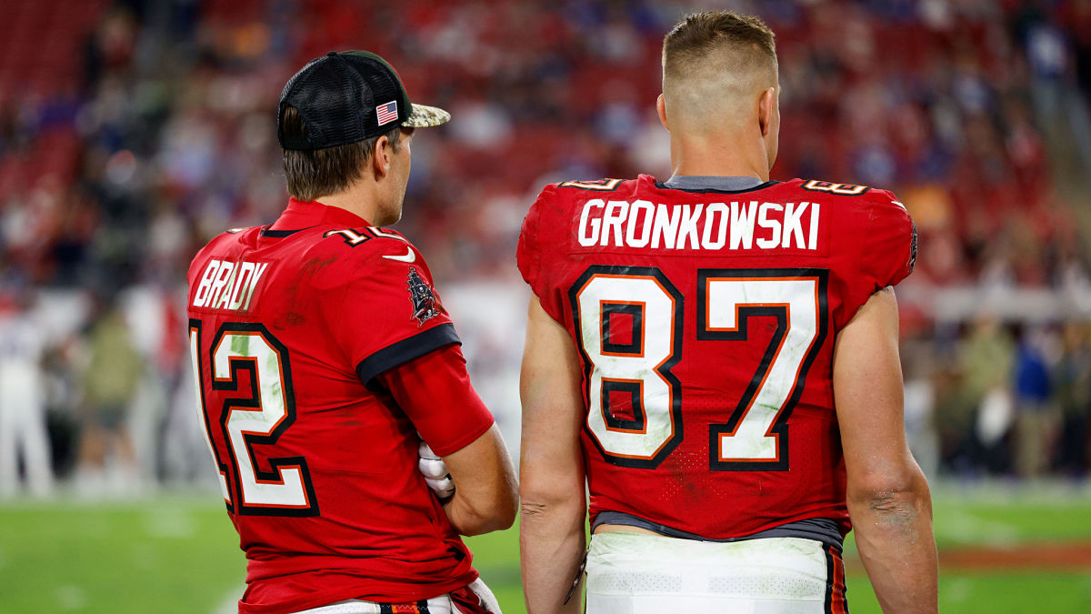 Tampa Bay Buccaneers Tom Brady and Rob Gronkowski