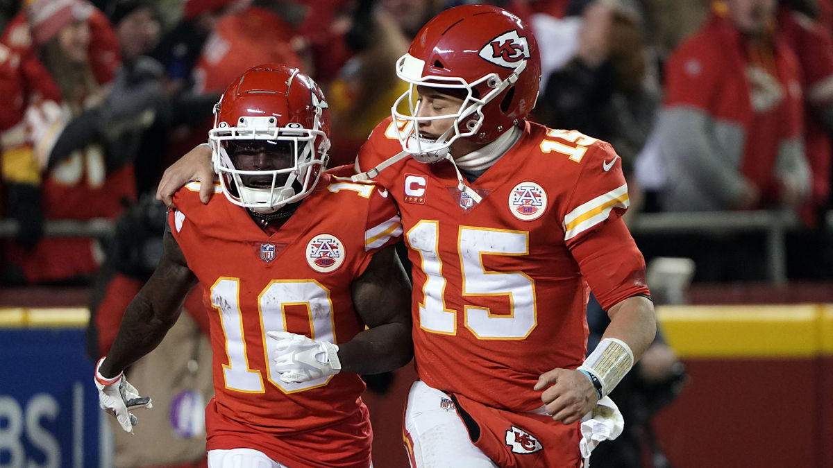 Kansas City Chiefs wide receiver Tyreek Hill and quarterback Patrick Mahomes