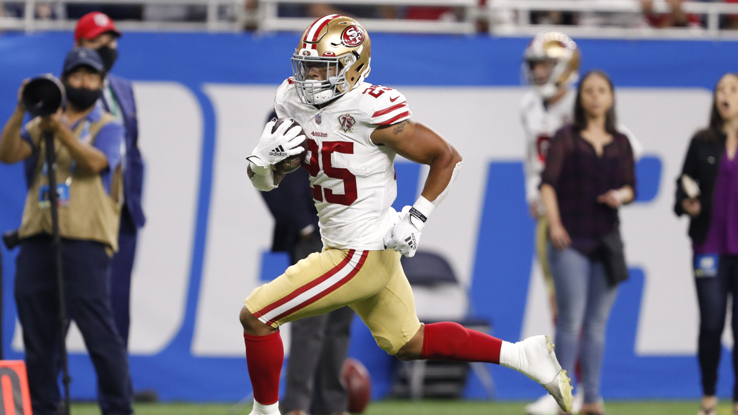 NFL: San Francisco 49ers at Detroit Lions