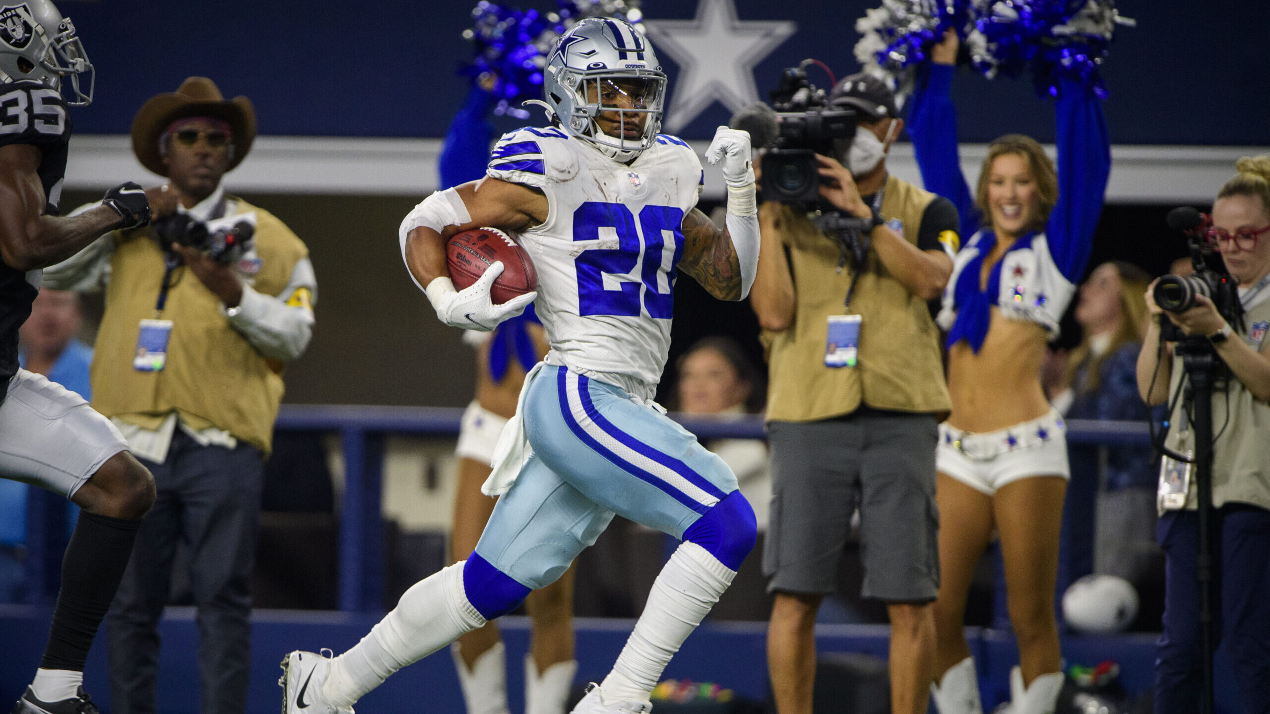 NFL: Las Vegas Raiders at Dallas Cowboys