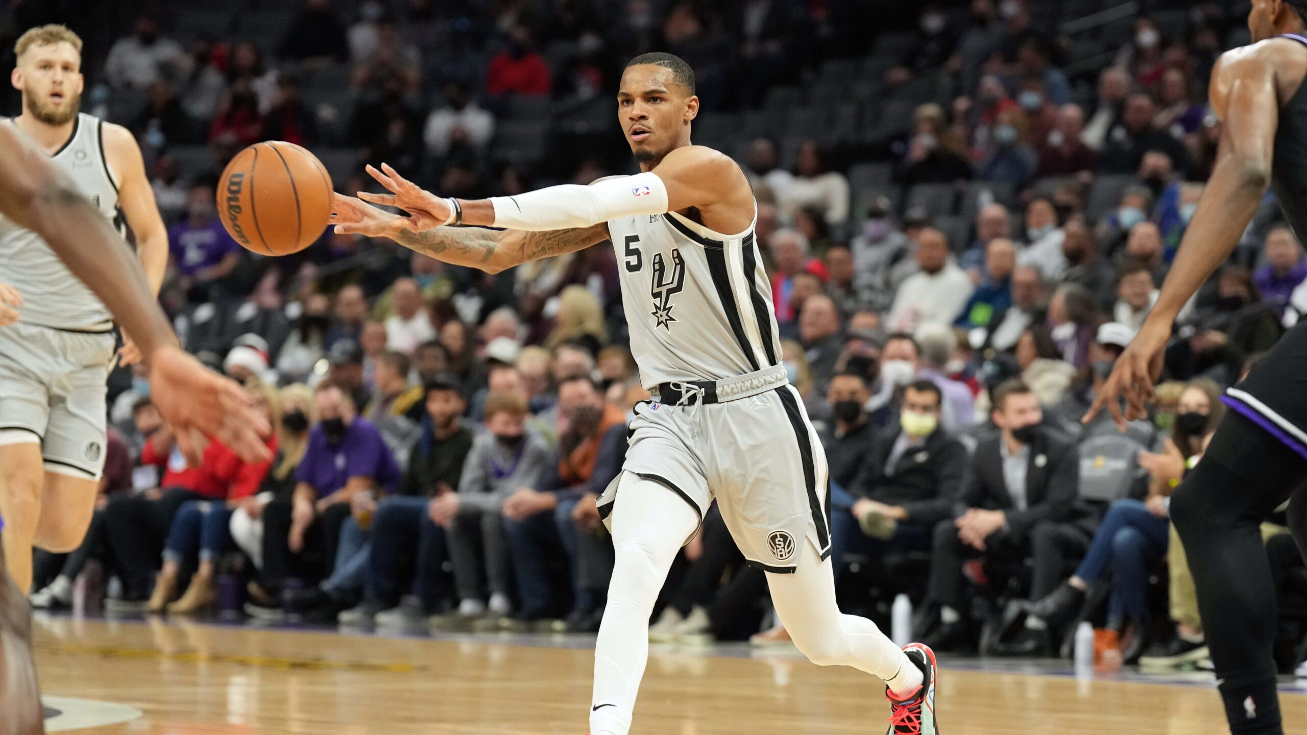 NBA: San Antonio Spurs at Sacramento Kings
