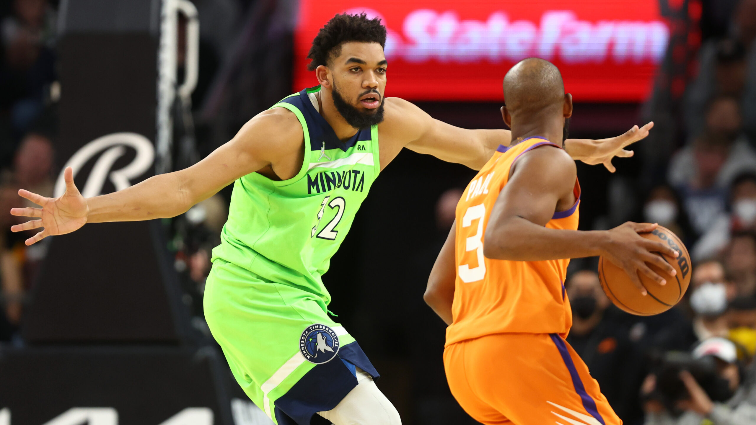 NBA: Minnesota Timberwolves at Phoenix Suns
