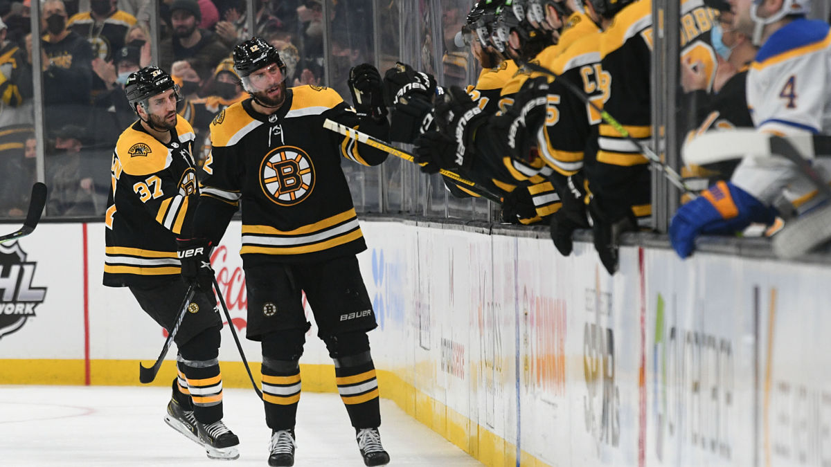 Boston Bruins center Craig Smith