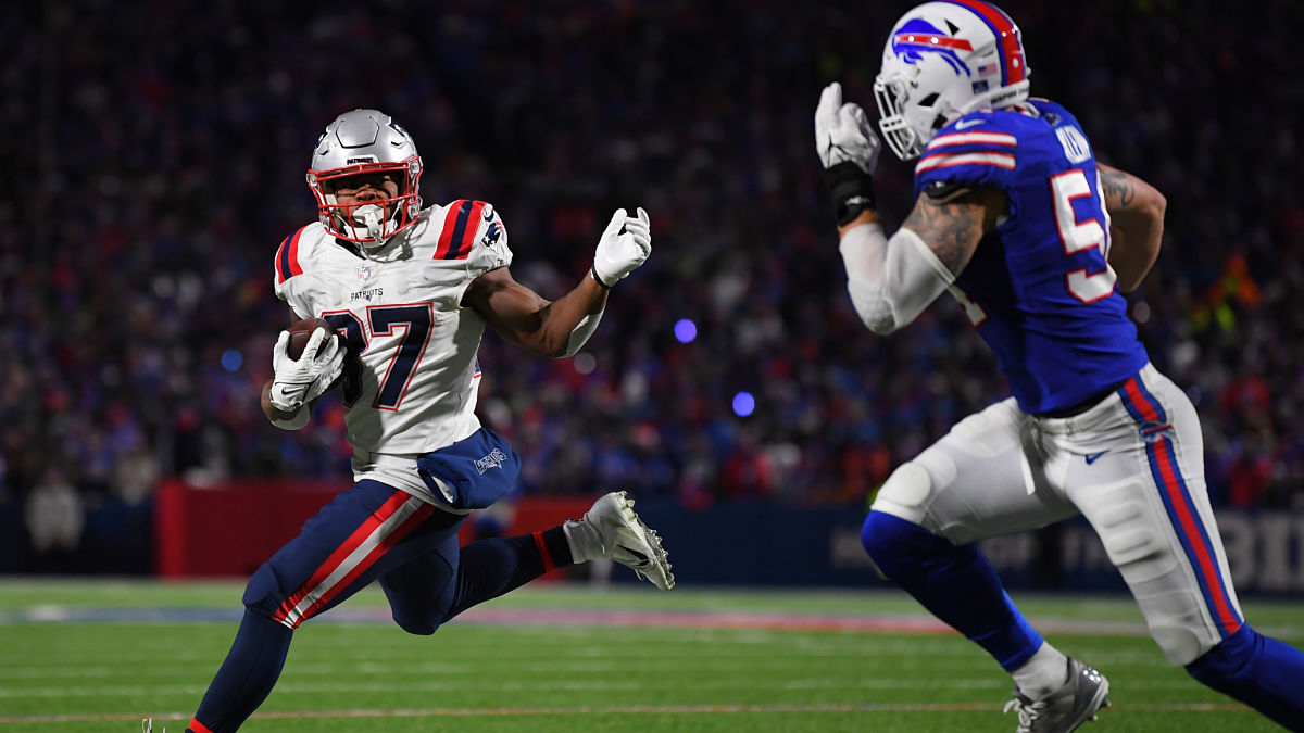 New England Patriots running back Damien Harris