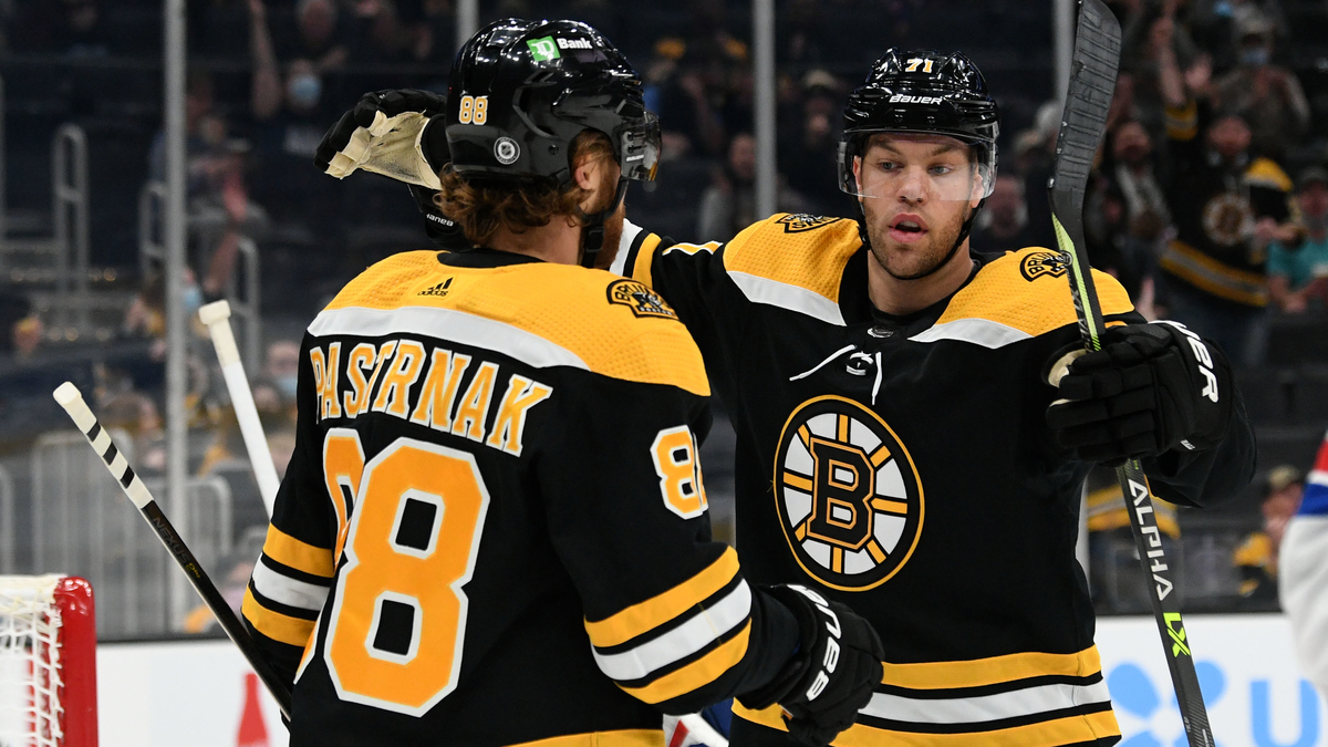 Boston Bruins forwards David Pastrnak, Taylor Hall