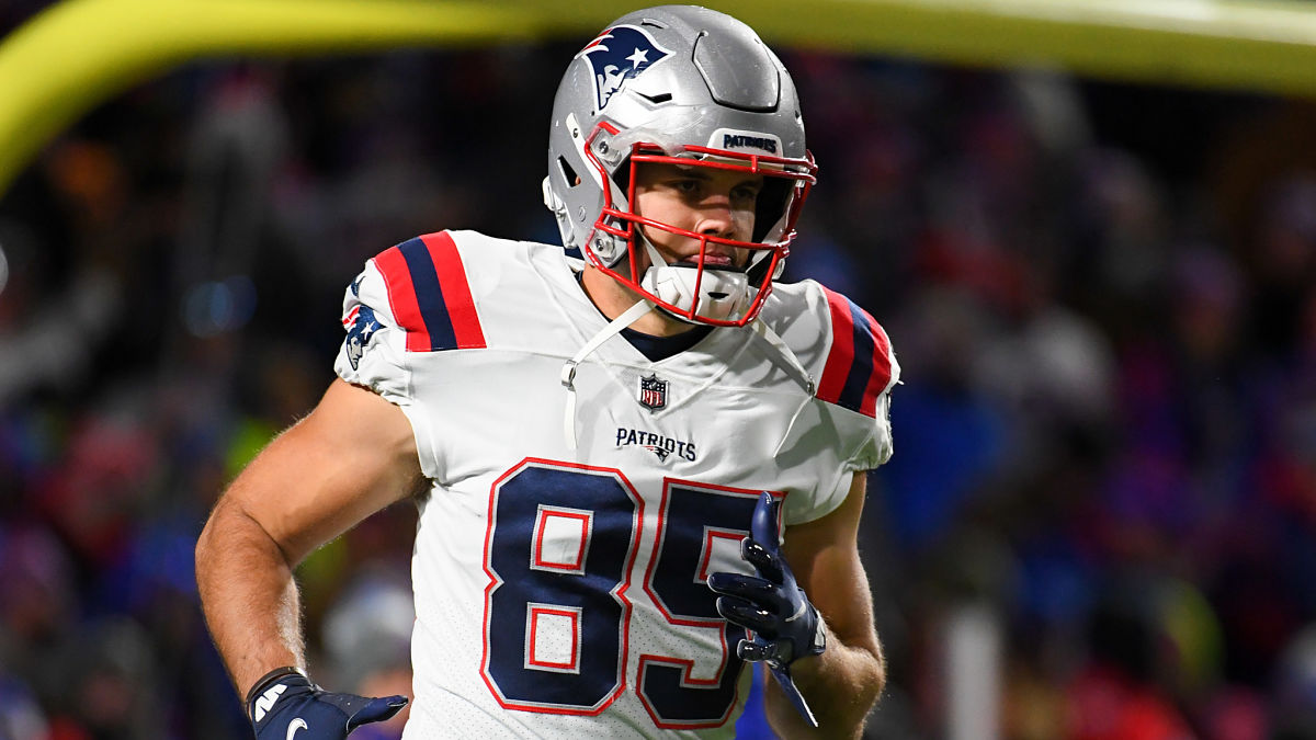 New England Patriots tight end Hunter Henry