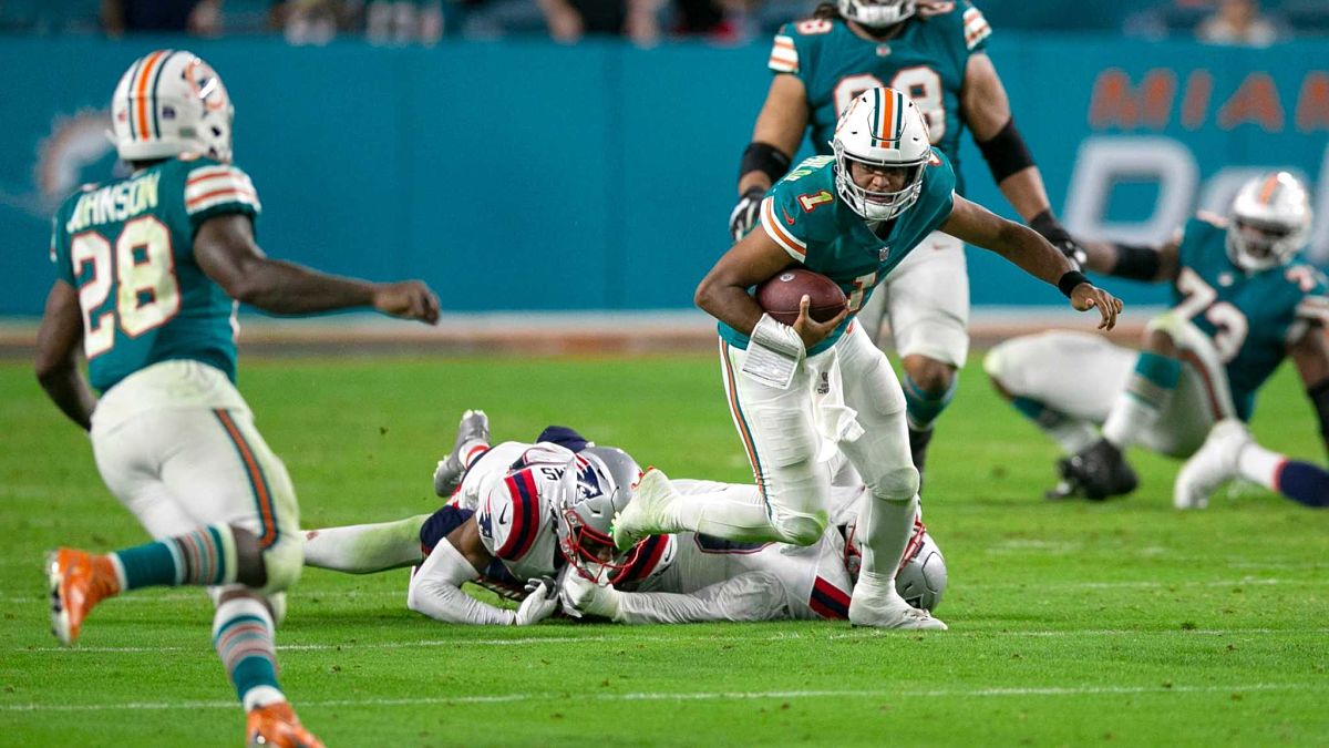 Miami Dolphins quarterback Tua Tagovailoa