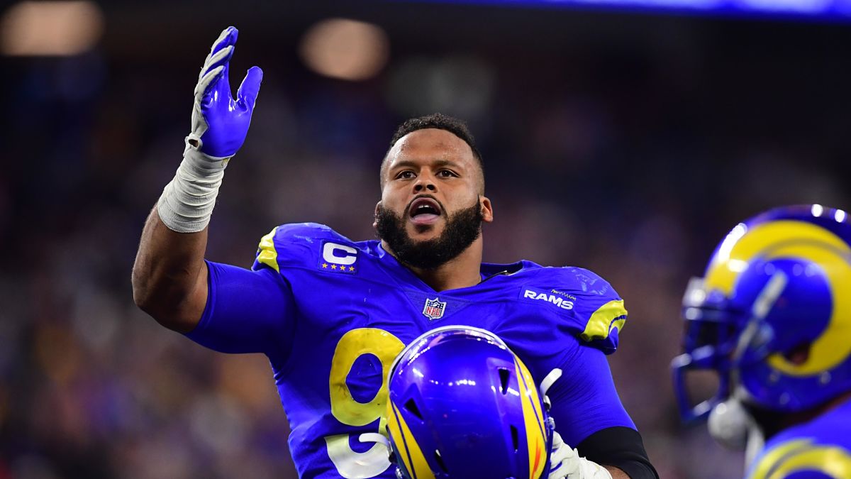 Los Angeles Rams defensive tackle Aaron Donald