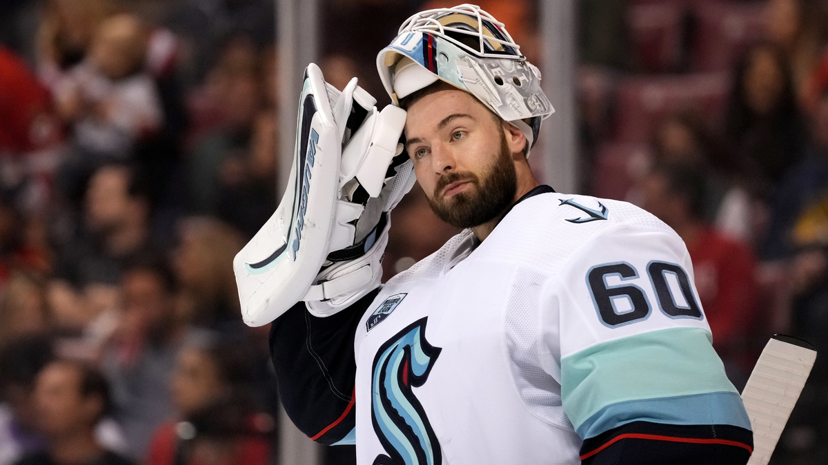 Seattle Kraken goalie Chris Driedger