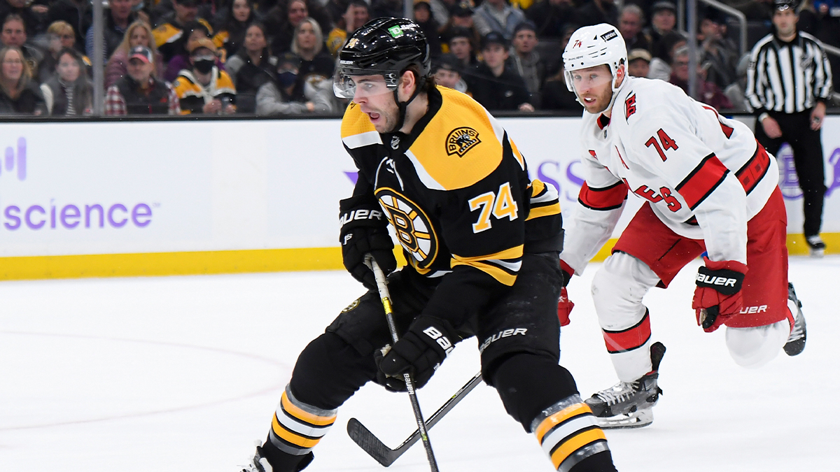 Boston Bruins left wing Jake DeBrusk