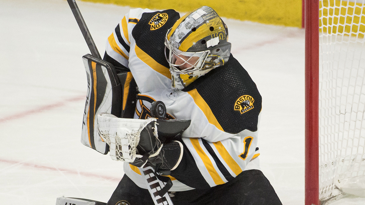 Boston Bruins goaltender Jeremy Swayman