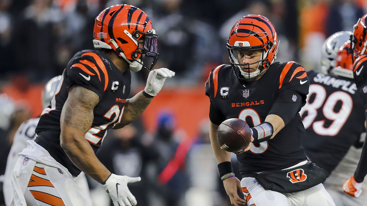 Cincinnati Bengals running back Joe Mixon, quarterback Joe Burrow