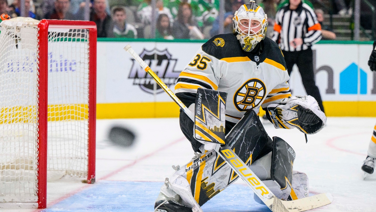 Boston Bruins goaltender Linus Ullmark