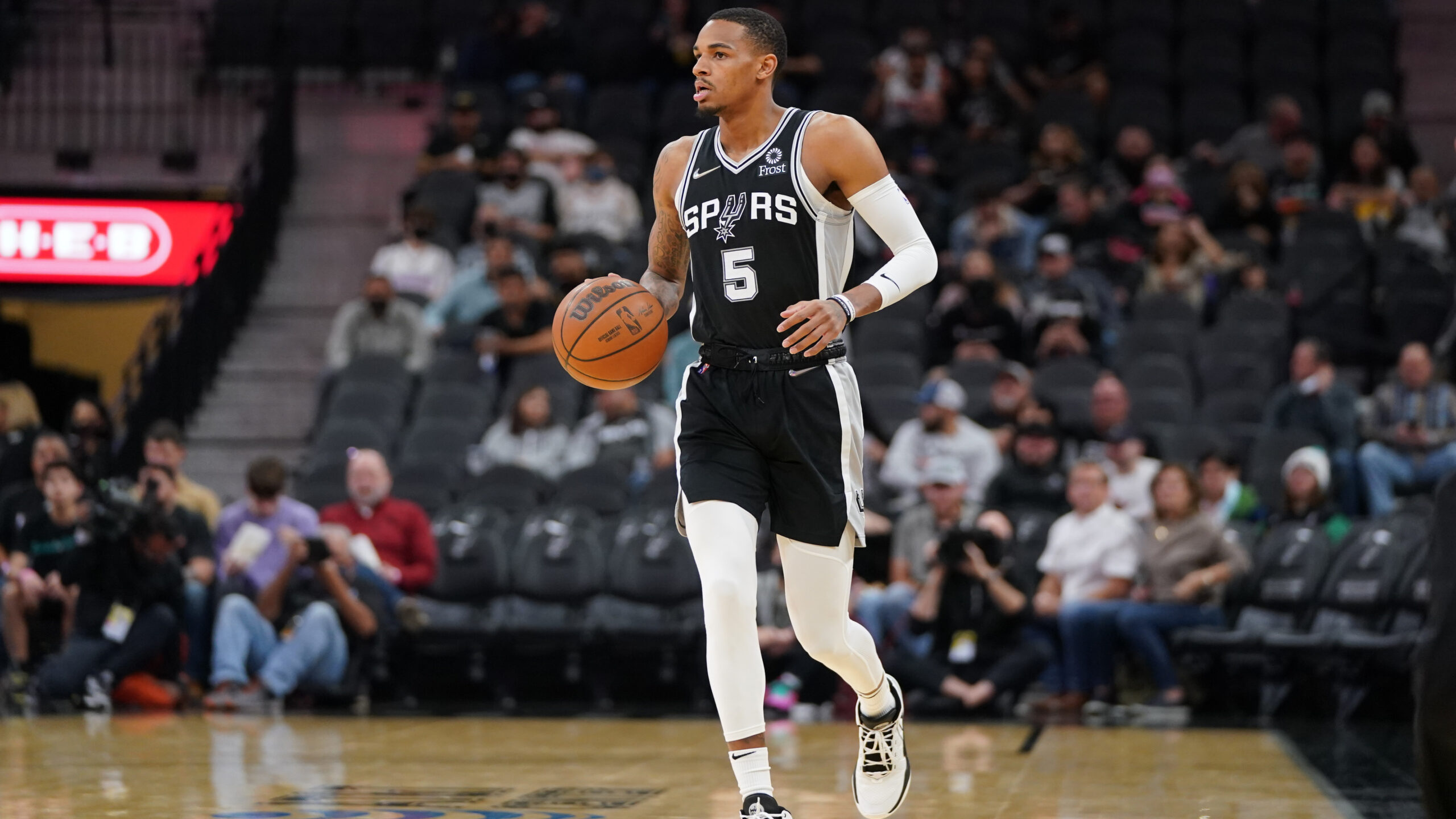 NBA: Oklahoma City Thunder at San Antonio Spurs
