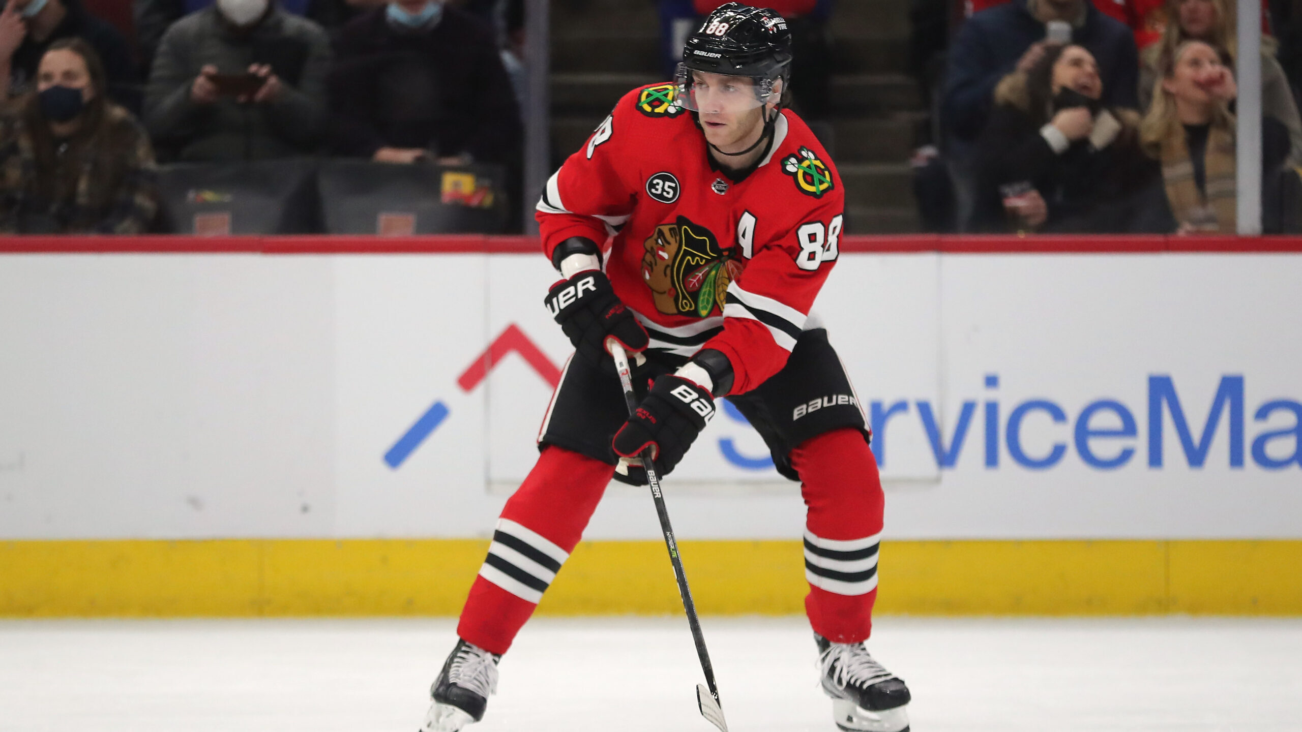 NHL: Vancouver Canucks at Chicago Blackhawks
