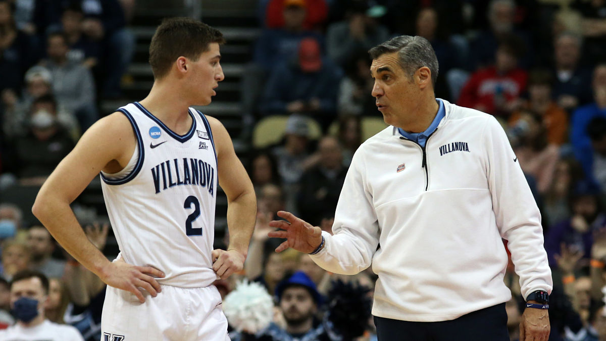 Villanova guard Collin Gillespie and head coach Jay Wright
