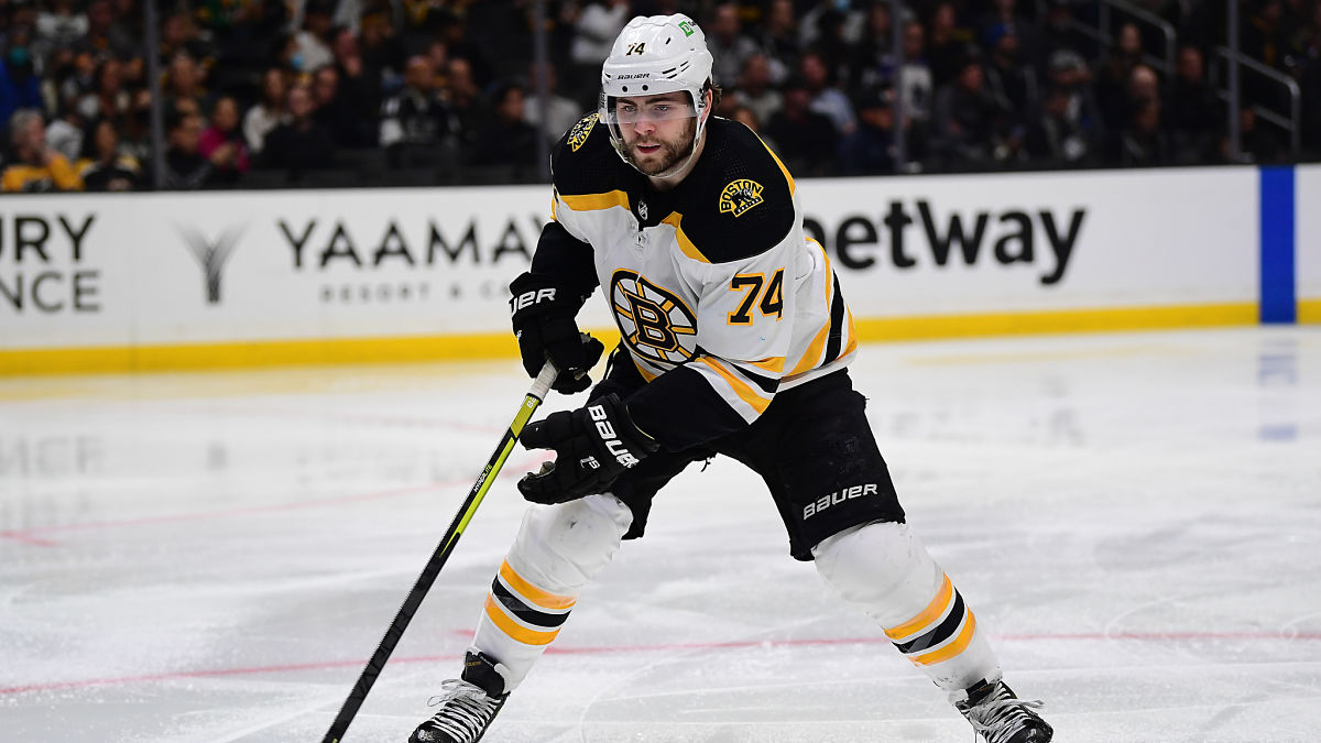 Boston Bruins left wing Jake DeBrusk