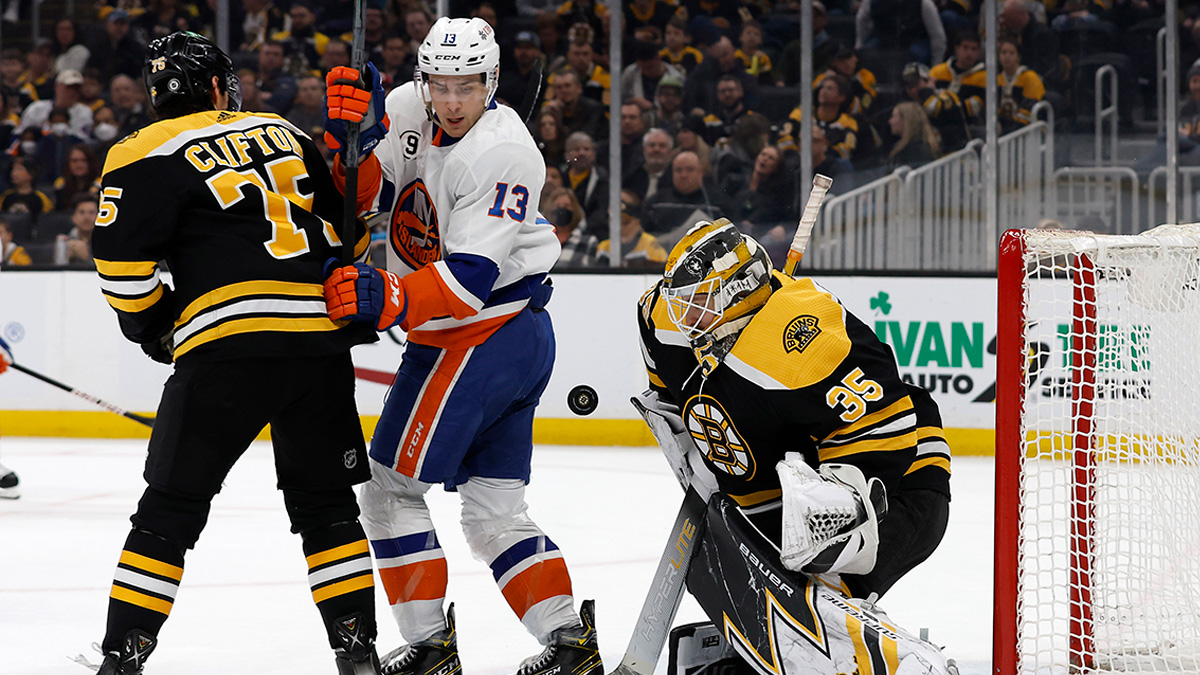 Boston Bruins goaltender Linus Ullmark and defenseman Connor Clifton