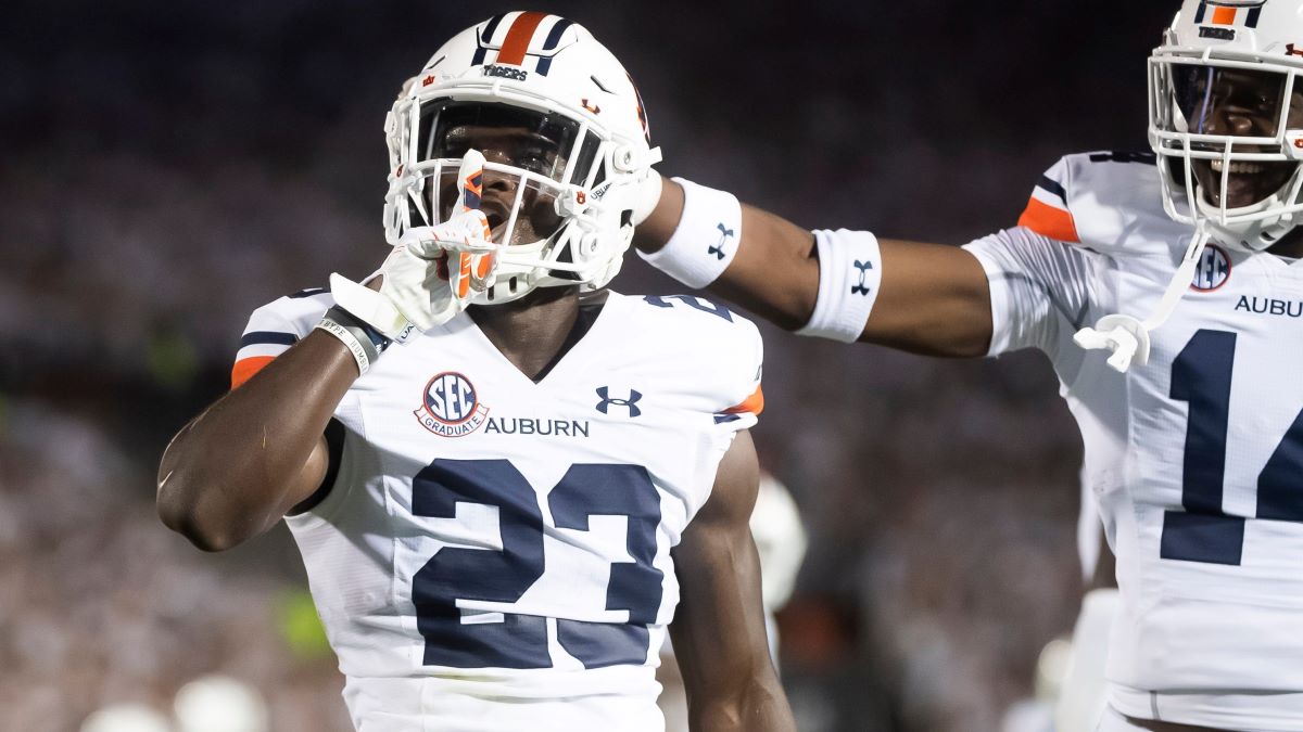 Auburn Tiger cornerback Roger McCreary