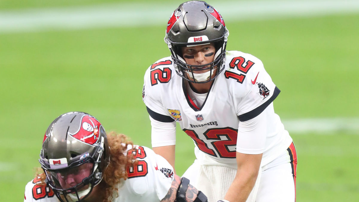 Tampa Bay Buccaneers center Ryan Jensen and quarterback Tom Brady
