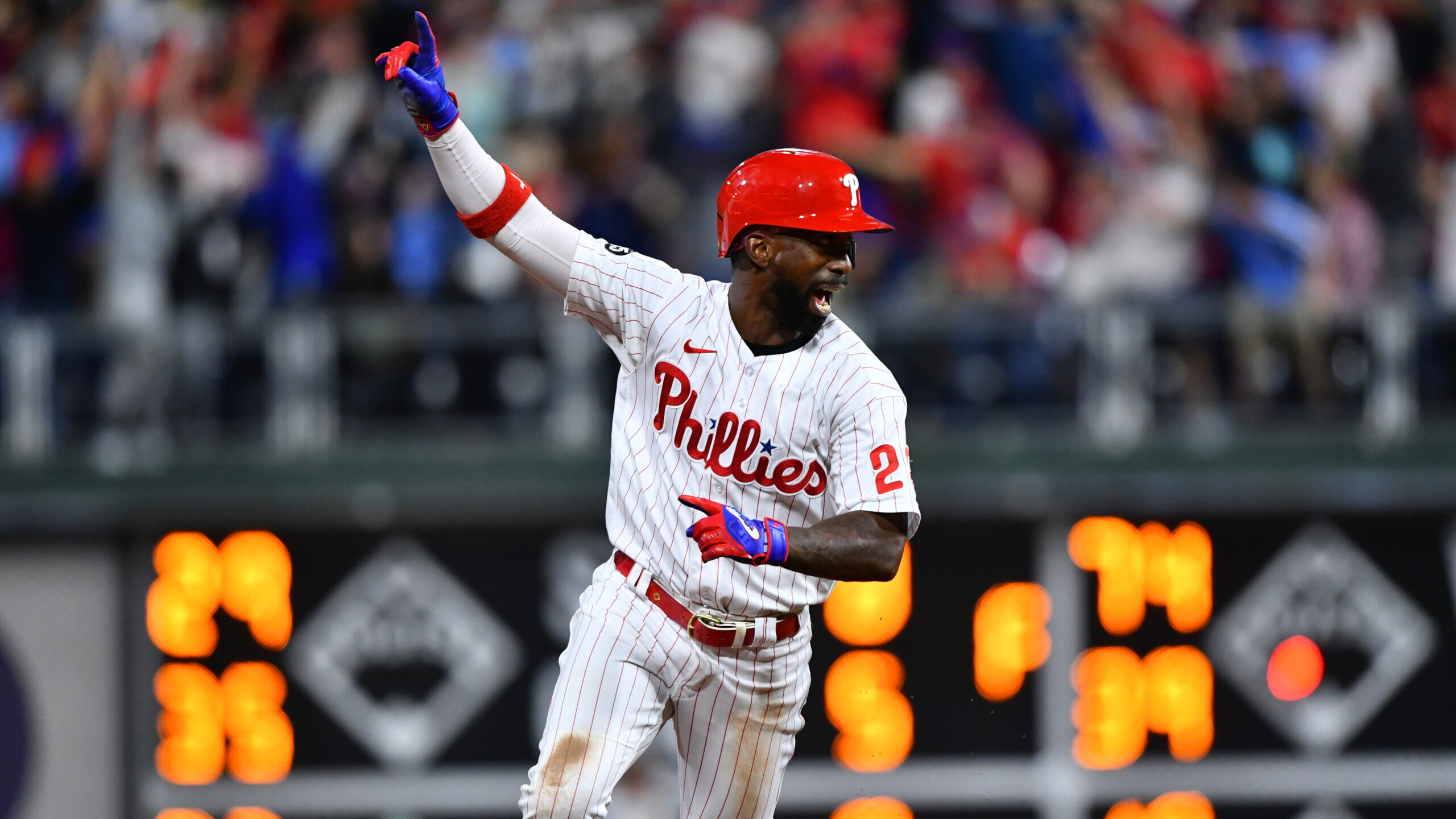MLB: Pittsburgh Pirates at Philadelphia Phillies