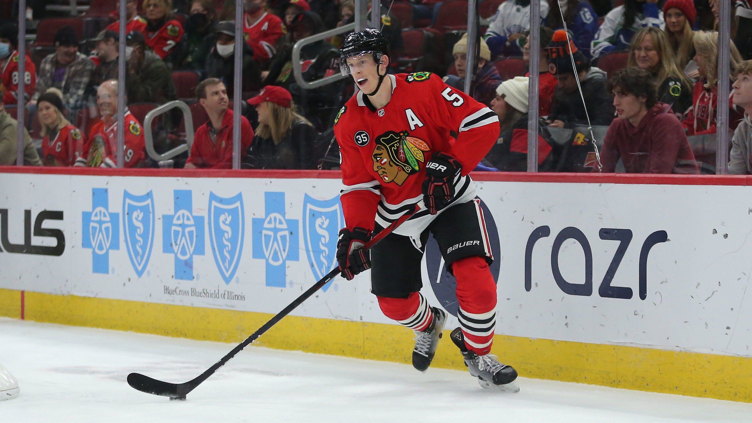 NHL: Vancouver Canucks at Chicago Blackhawks