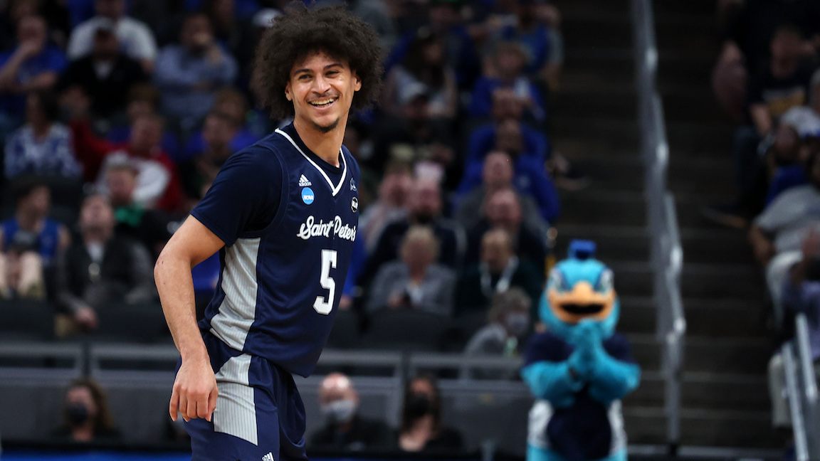 NCAA Basketball: NCAA Tournament First Round-Saint Peters vs Kentucky