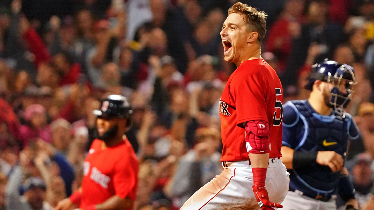 Boston Red Sox outfielder Kiké Hernández