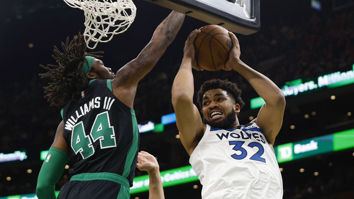 Minnesota Timberwolves center Karl-Anthony Towns, Boston Celtics center Robert Williams