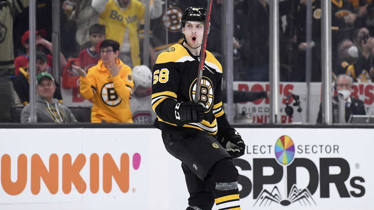 Boston Bruins defenseman Urho Vaakanainen