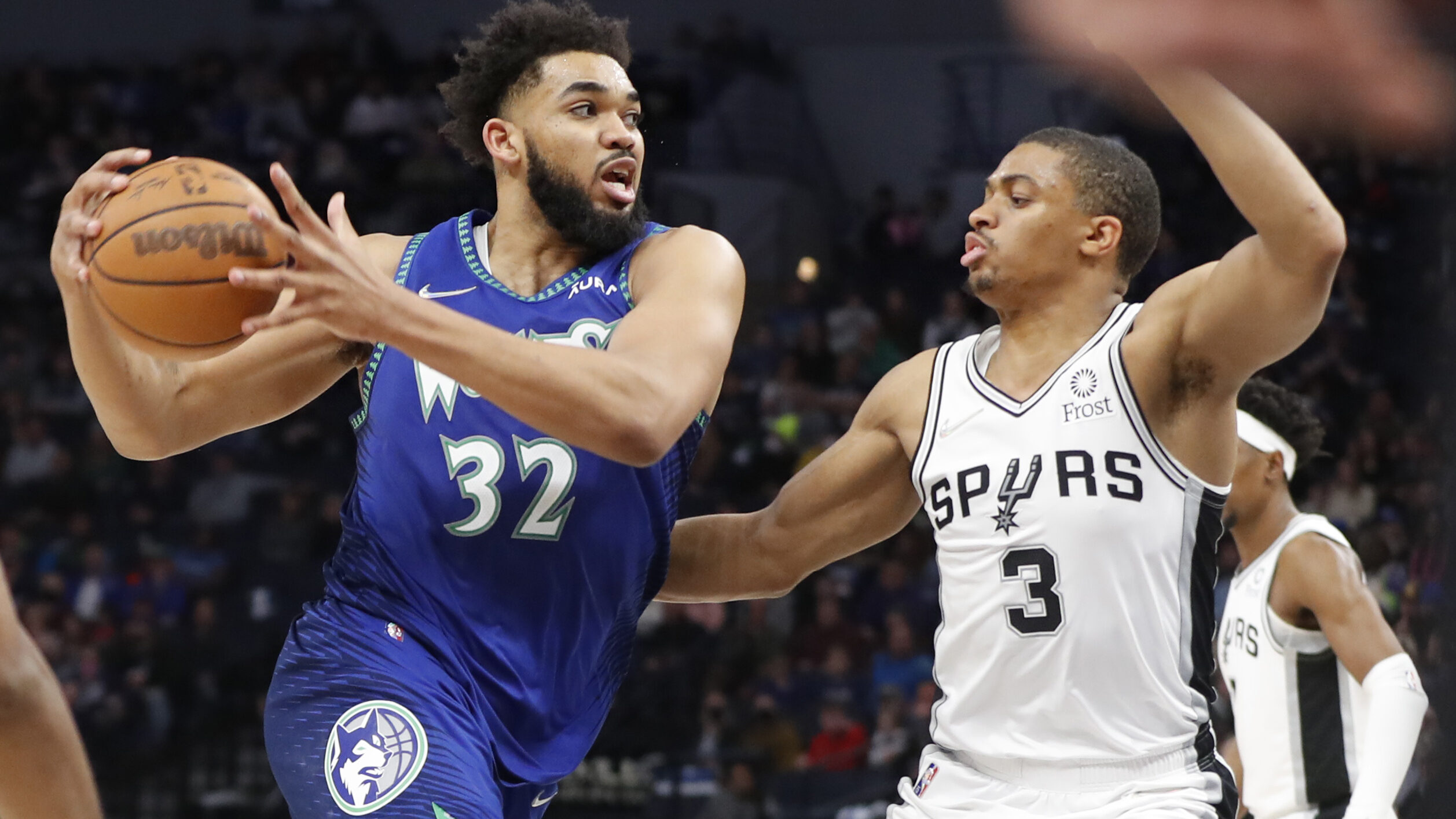 NBA: San Antonio Spurs at Minnesota Timberwolves