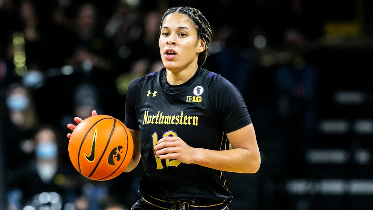 Dallas Wings guard Veronica Burton