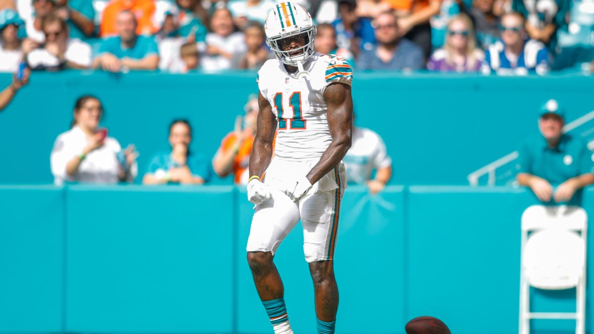 New England Patriots wide receiver DeVante Parker