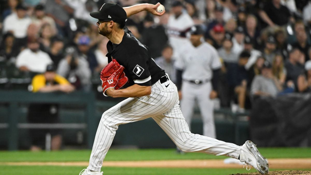 Chicago White Sox pitcher Joe Kelly