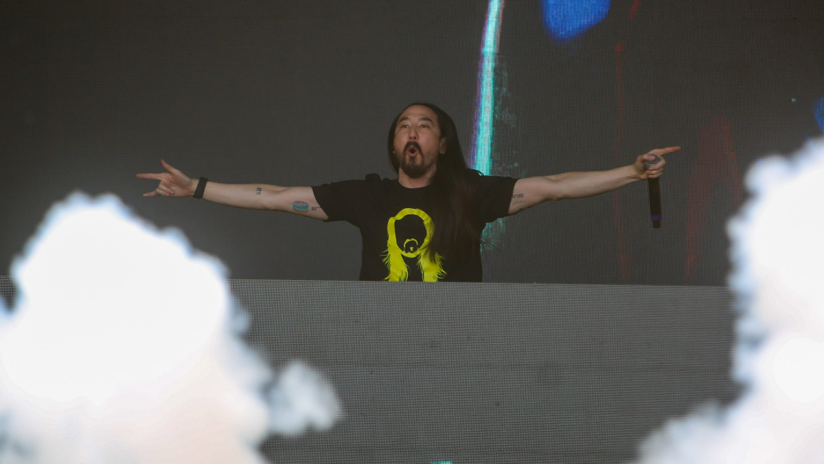 DJ Steve Aoki
