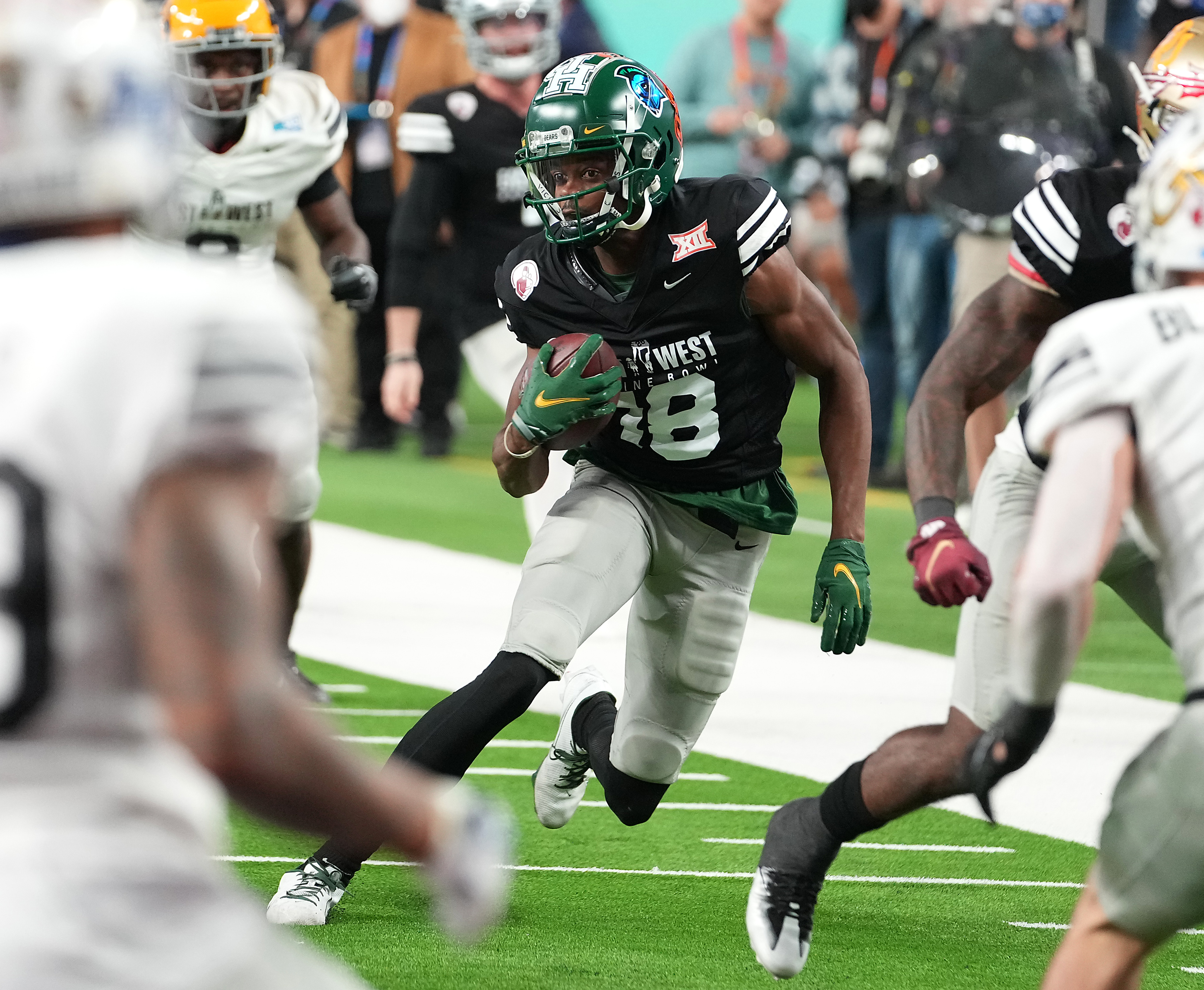 West wide receiver Tyquan Thornton