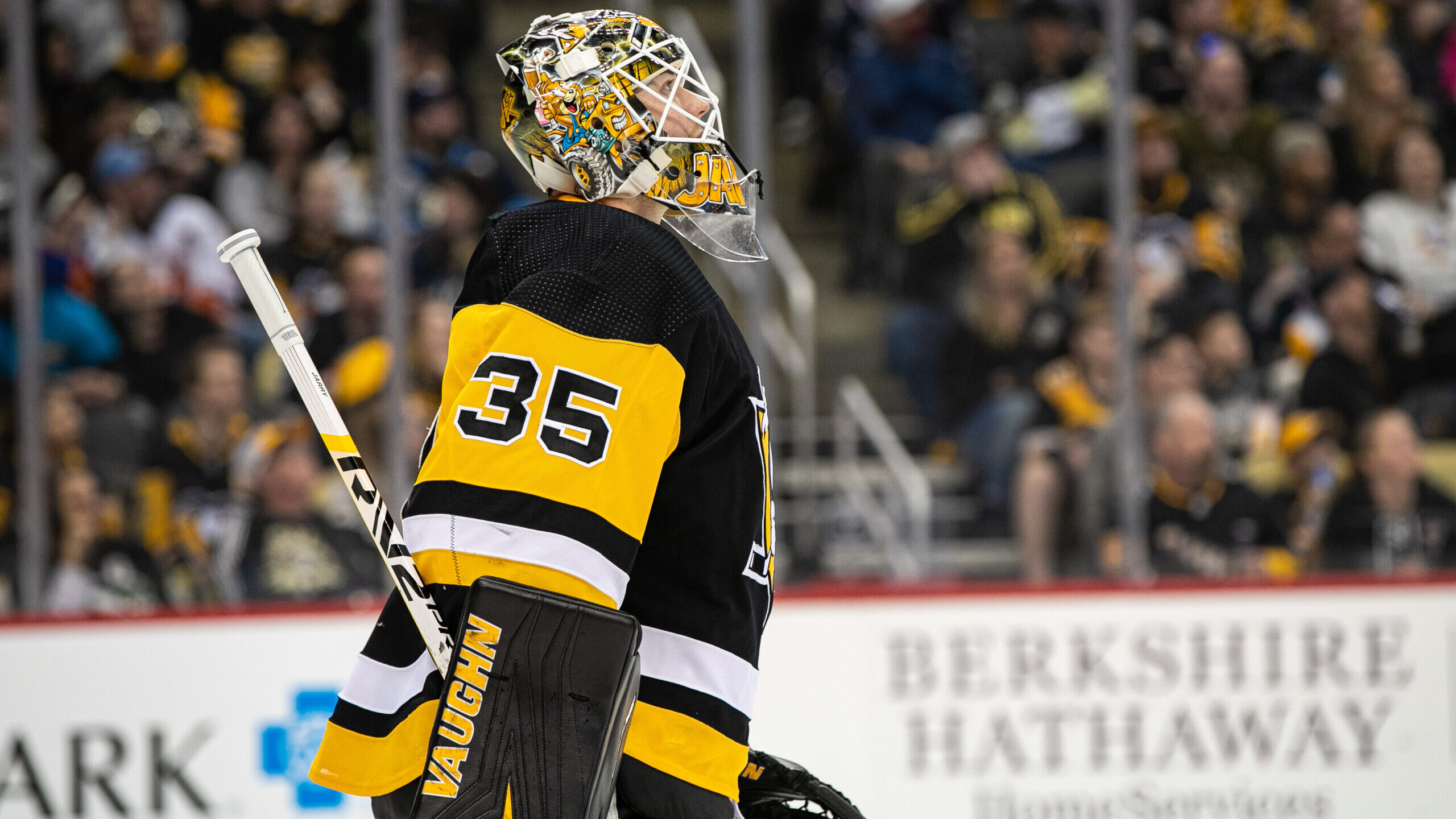 NHL: New York Islanders at Pittsburgh Penguins