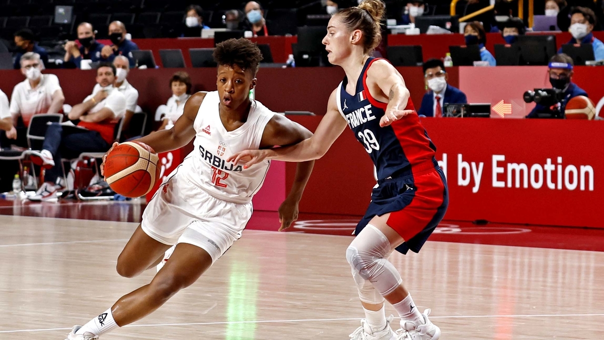 Connecticut Sun guard Yvonne Anderson