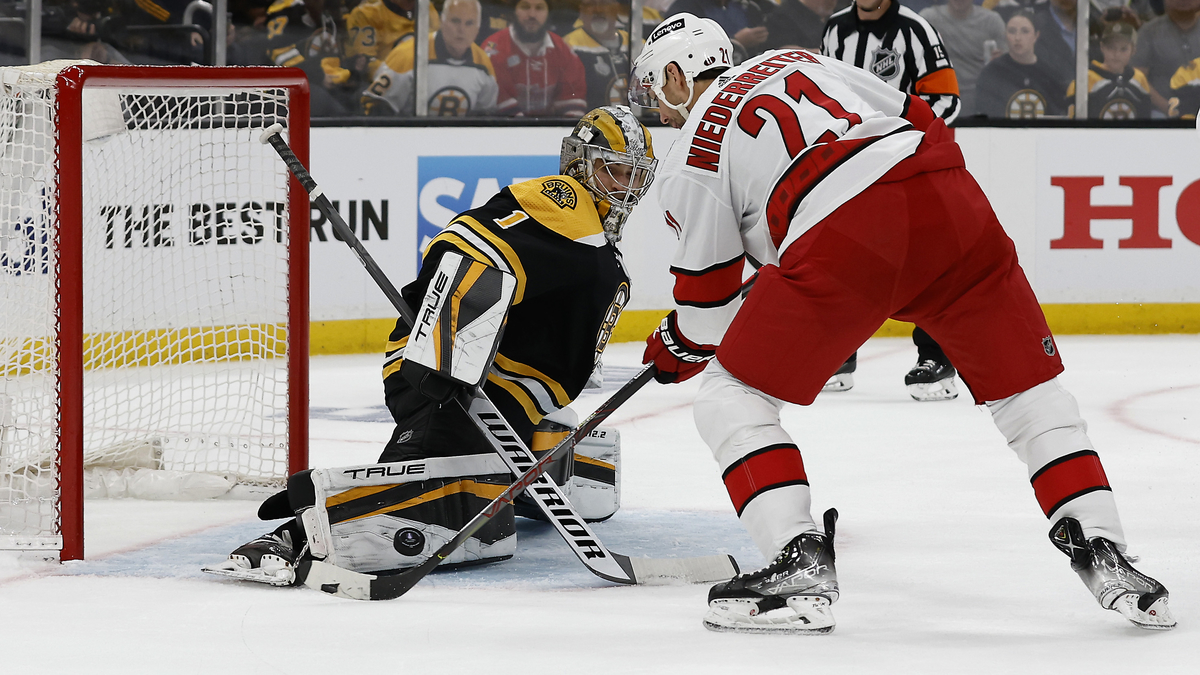 Boston Bruins goalie Jeremy Swayman