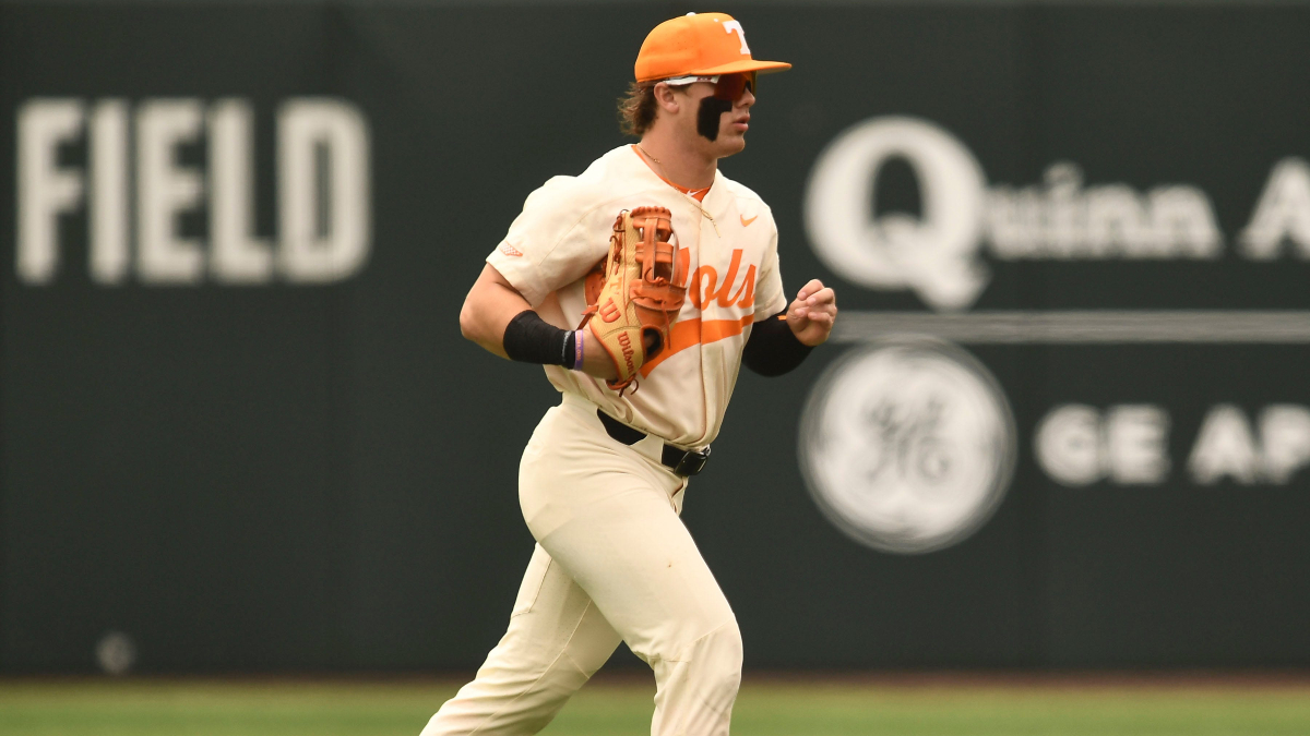 Tennessee Volunteers outfielder Drew Gilbert