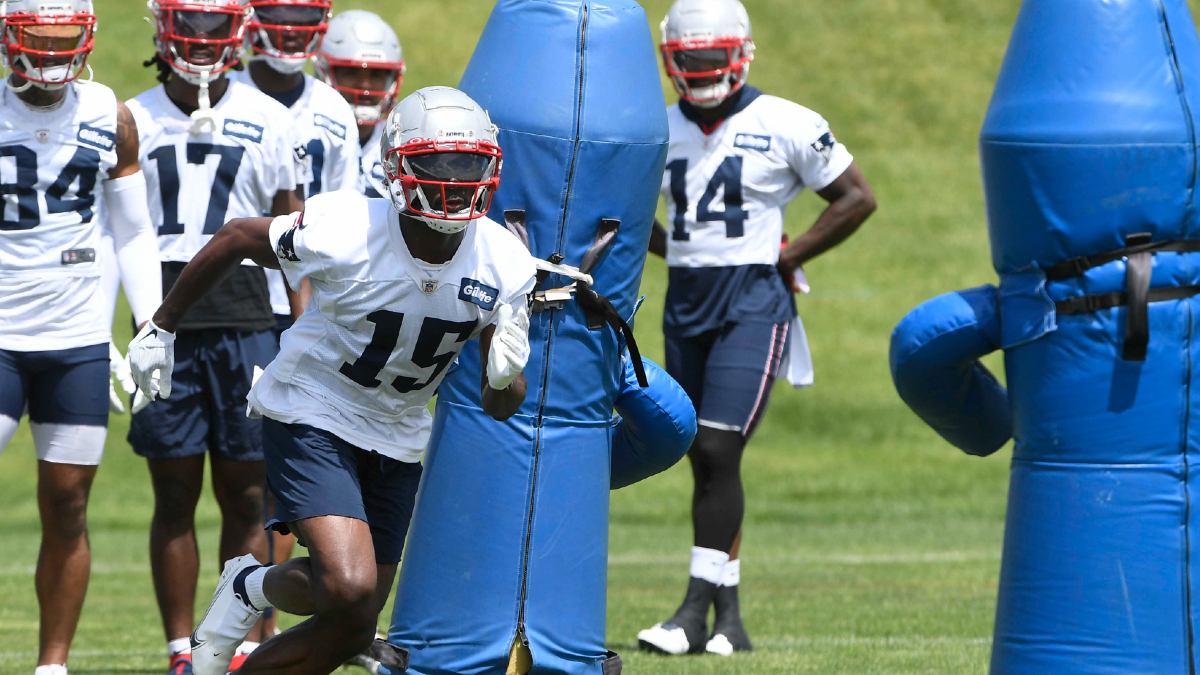 New England Patriots wide receiver Nelson Agholor