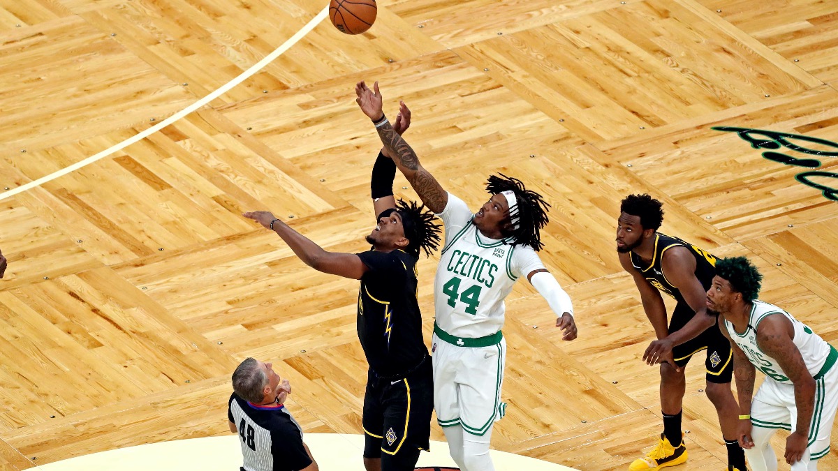 Golden State Warriors center Kevon Looney, Boston Celtics center Robert Williams III