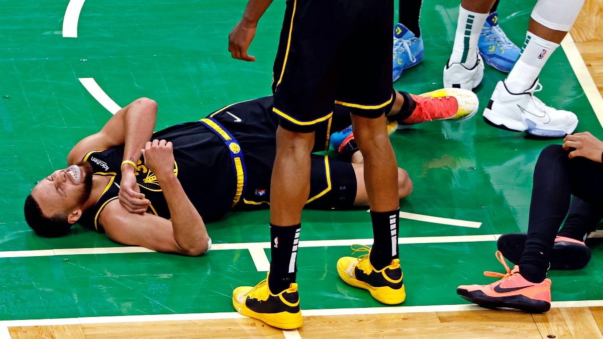 Golden State Warriors guard Stephen Curry