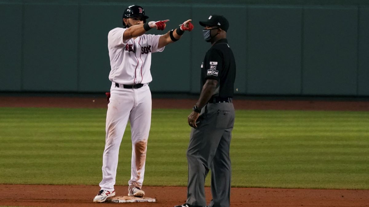 Boston Red Sox second baseman José Peraza